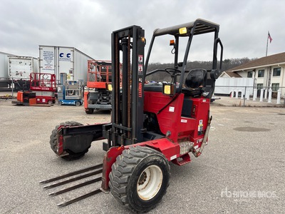 2010 Moffett M55 5500 lb 3x3 Truck Mounted Forklift