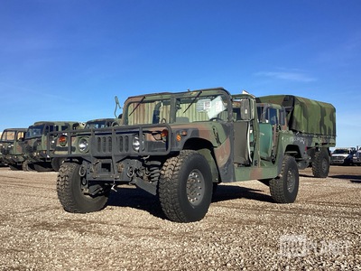 2001 AM General M1097A2 HMMWV 4 Door w/Truck Body