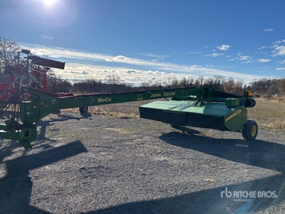 2013 John Deere 946 13 ft 2-Point Hitch Mower Conditioner