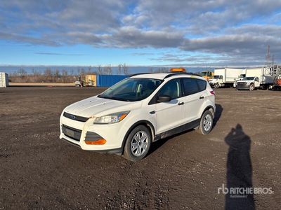 2015 Ford Escape を見 SUV
