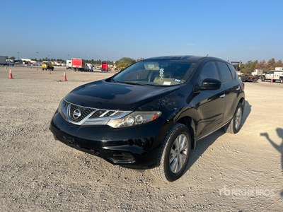 2013 Nissan Murano AWD سيارة رياضية متعددة الاستخدامات
