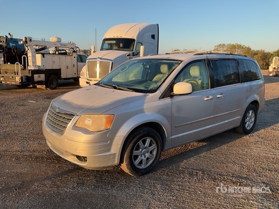 2010 Chrysler Town & Country ミニバン
