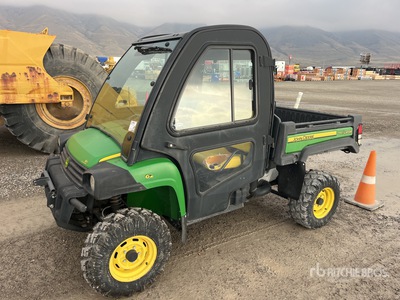 2014 John Deere Gator 625i 4x4 Utility Vehicle