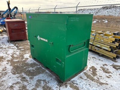 Tool Box with Tools Varios, herramientas manuales