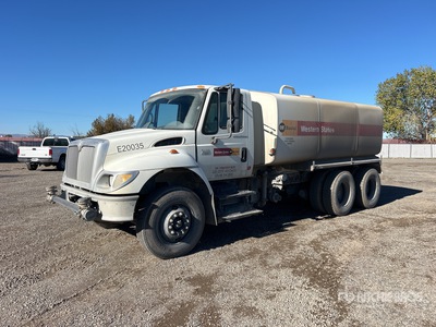 2007 International 7400 4000 gal 6x4 Water Truck