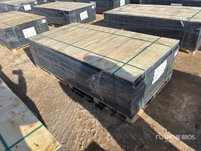 Quantity of (100) 2025 3.ft 6 in x 7 ft 6 Gauge Wire Mesh (Unused)