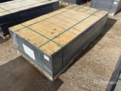 Quantity of (100) 2025 3.ft 6 in x 7 ft 6 Gauge Wire Mesh (Unused)