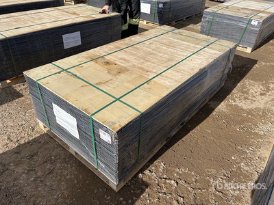 Quantity of (100) 2025 3.ft 6 in x 7 ft 6 Gauge Wire Mesh (Unused)