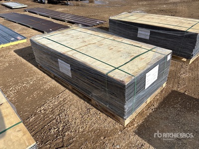 Quantity of (100) 2025 3.ft 6 in x 7 ft 6 Gauge Wire Mesh (Unused)