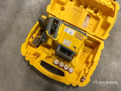 Spectra GL422N & Accessories Dual Grade Laser Level