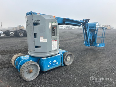 2013 Genie Z-30/20N 2WD Electric Articulating Boom Lift
