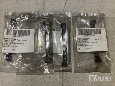 (4) Tyco Electronics 102953-6 Electrical Receptacle Connectors