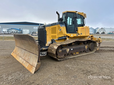 2015 John Deere 850  K Bouteur sur chenilles