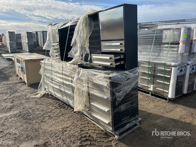 2025 9 ft 6 in 30-Drawer Workbench