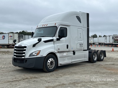 2020 Freightliner Cascadia 126 6x4 T/A Sleeper Truck Tractor