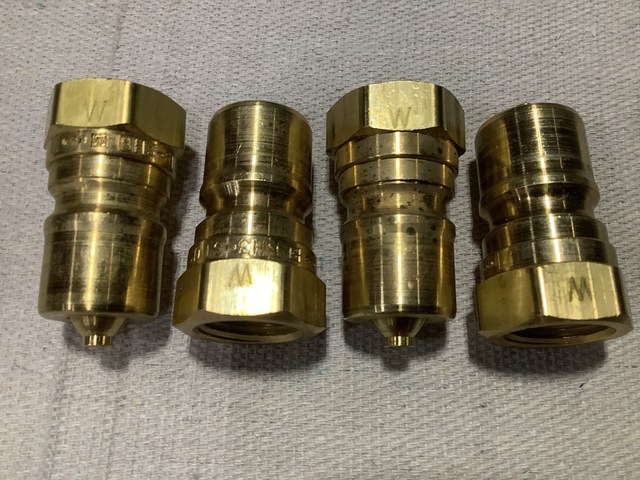 (817) Cantwell Cullen BH3-61W Hose Nipples