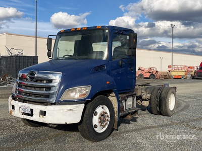 2013 Hino 338 4x2 Cab and Chassis