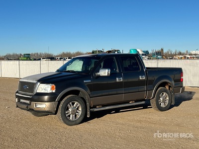 2005 Ford F-150 Lariat 4x4 Crew Cab Pickup
