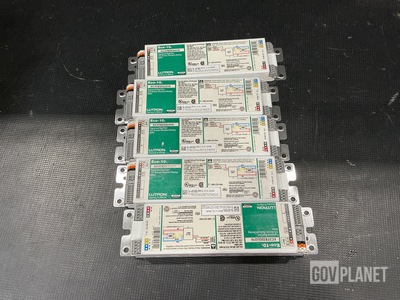 (33) Lutron EC3-T832-GU-210 Lamp Ballasts