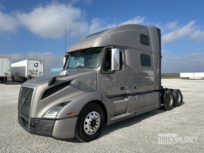 2022 Volvo VNL860 6x4 Cabina con cuccetta per trattore stradale