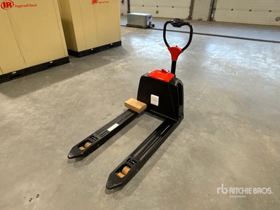2025 EP Equipment F4 1500 kg Electric Pallet Jack (Unused)