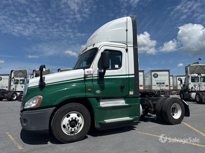 2018 Freightliner Cascadia 125 4x2 S/A Day Cab Truck Tractor