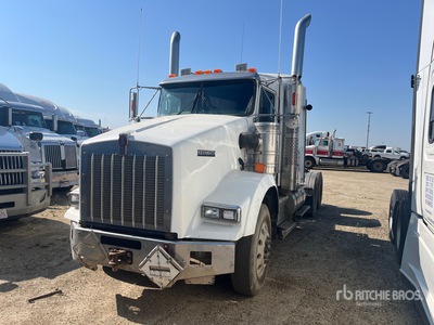 2008 Kenworth T800 6x4 Sleeper Cab and Chassis (Inoperable)