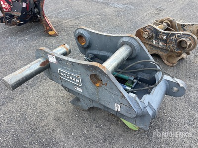 Doosan وصلة حفارة