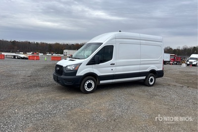 2021 Ford Transit 250 Cargo Van