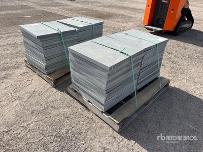 Quantity of (2) Pallets 24 In x 24 In x 1.5 In Thermal Bluestone Pattern