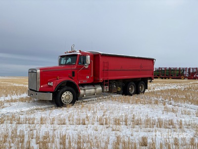 2008 Freightliner 6x4 Grain Truck