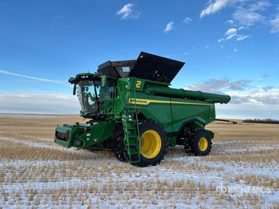 2023 John Deere X9 1100 Combine Harvester