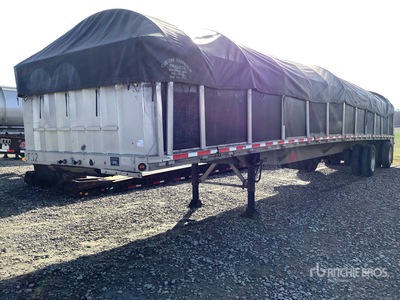 2005 Reitnouer 40000 lb 48 ft T/A Spread Axle Flatbed Trailer