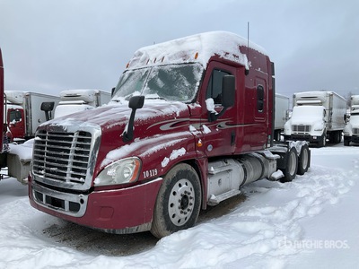 2013 Freightliner Cascadia 125 6x4 Cabina con cuccetta per trattore stradale (Inoperable)