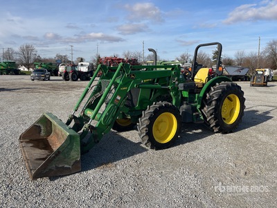 2013 John Deere 5085M 4WD utiliteit Tractor