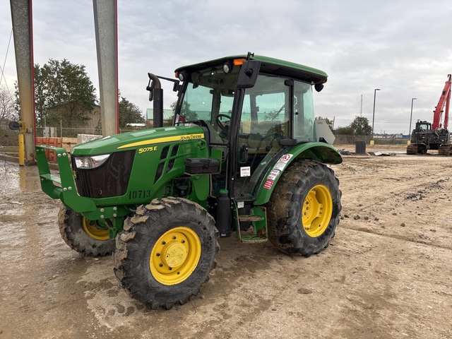 2018 John Deere 5075E 4WD Utility Tractor