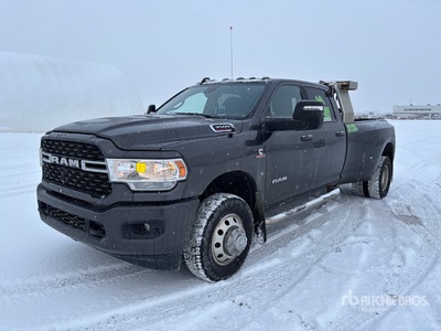 2024 Ram 3500 Big Horn 4x4 Crew Cab Pickup
