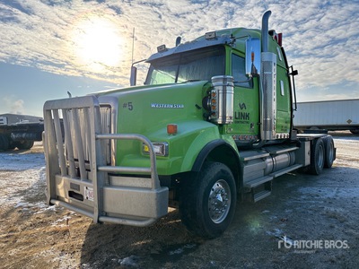 2012 Western Star 4900SB 6x4 Sleeper Lier vrachtwagen (Inoperable)