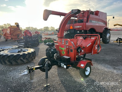 2019 Morbark X7 Tow-Behind Wood Chipper