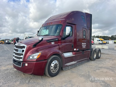 2020 Freightliner Cascadia 126 6x4 T/A Sleeper Truck Tractor