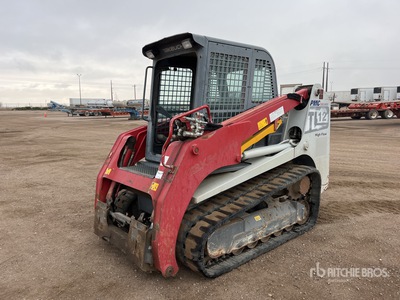 2015 Takeuchi TL12 High Flow لودر بجنزير