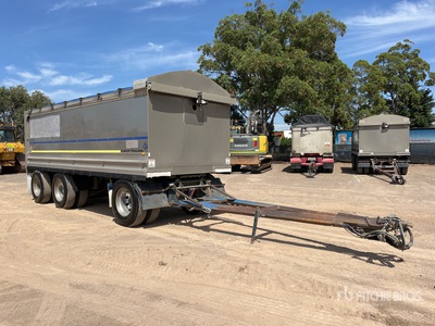 2012 Muscat 6.3 m Super Dog Remorque à benne basculante