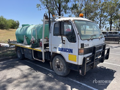 1989 Mazda T4000 3400 L 4x2 Water Truck