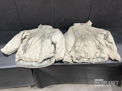 (19) Extreme Cold Weather Parkas