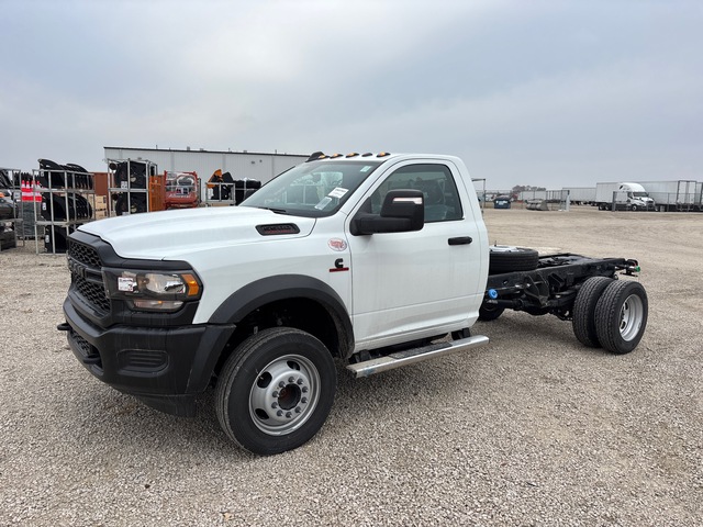 2024 Ram 5500 4x4 Cab and Chassis (Unused)