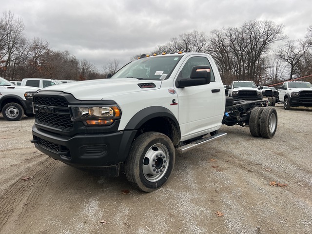 2024 Ram 5500 4x4 Cab and Chassis (Unused)