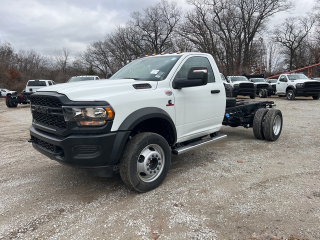 2024 Ram 5500 4x4 Cab and Chassis (Unused)