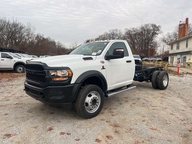 2024 Ram 5500 4x4 Cab and Chassis (Unused)