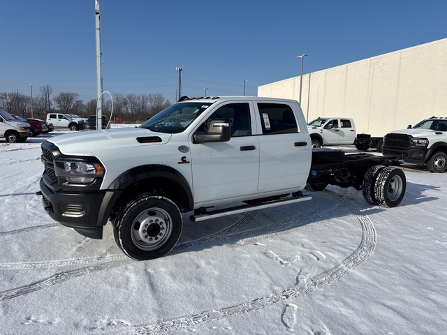 2024 Ram 5500 4x4 Crew Cab Cab and Chassis