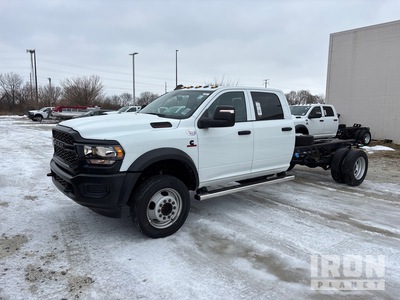 2024 Ram 5500 4x4 Crew Cab Autocarro cabina e telaio